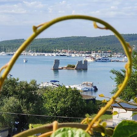 Apartman Suky Sukošan Kültér fotó