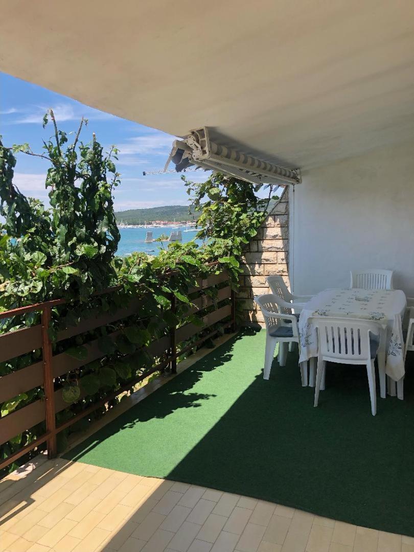 Apartman Suky Sukošan Kültér fotó